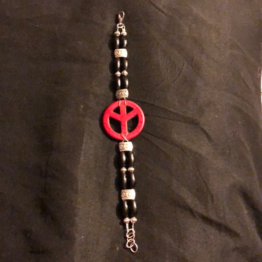New Peace sign bracelet 2/$23